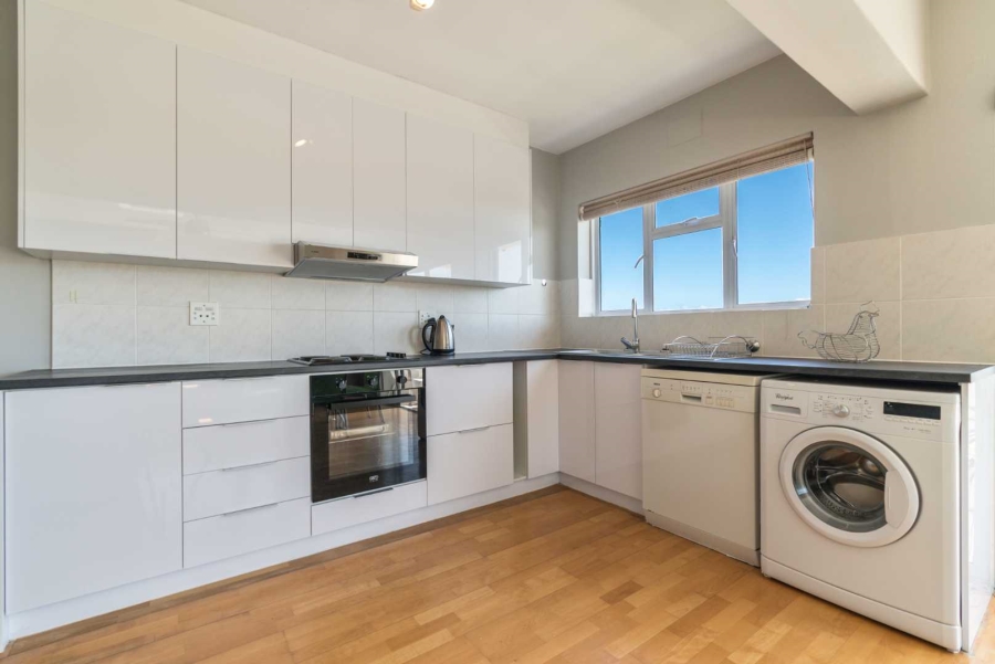 2 Bedroom Property for Sale in Sea Point Western Cape